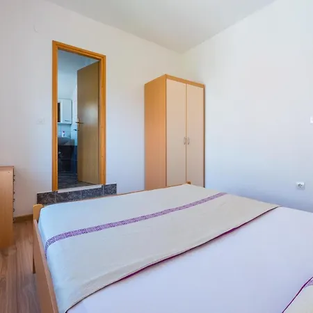 Lucija - Three Bedroom With Terrace And Sea View